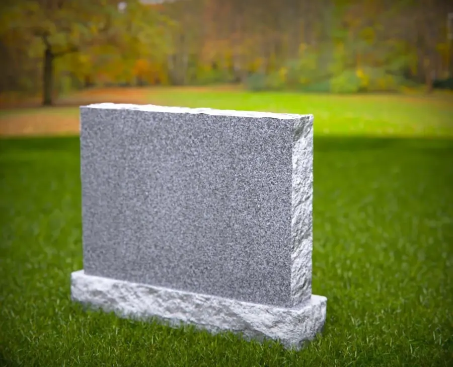 Rock-Edge Companion Upright Headstone 40x6x28